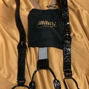 Genuine black alligator Mauri suspenders.